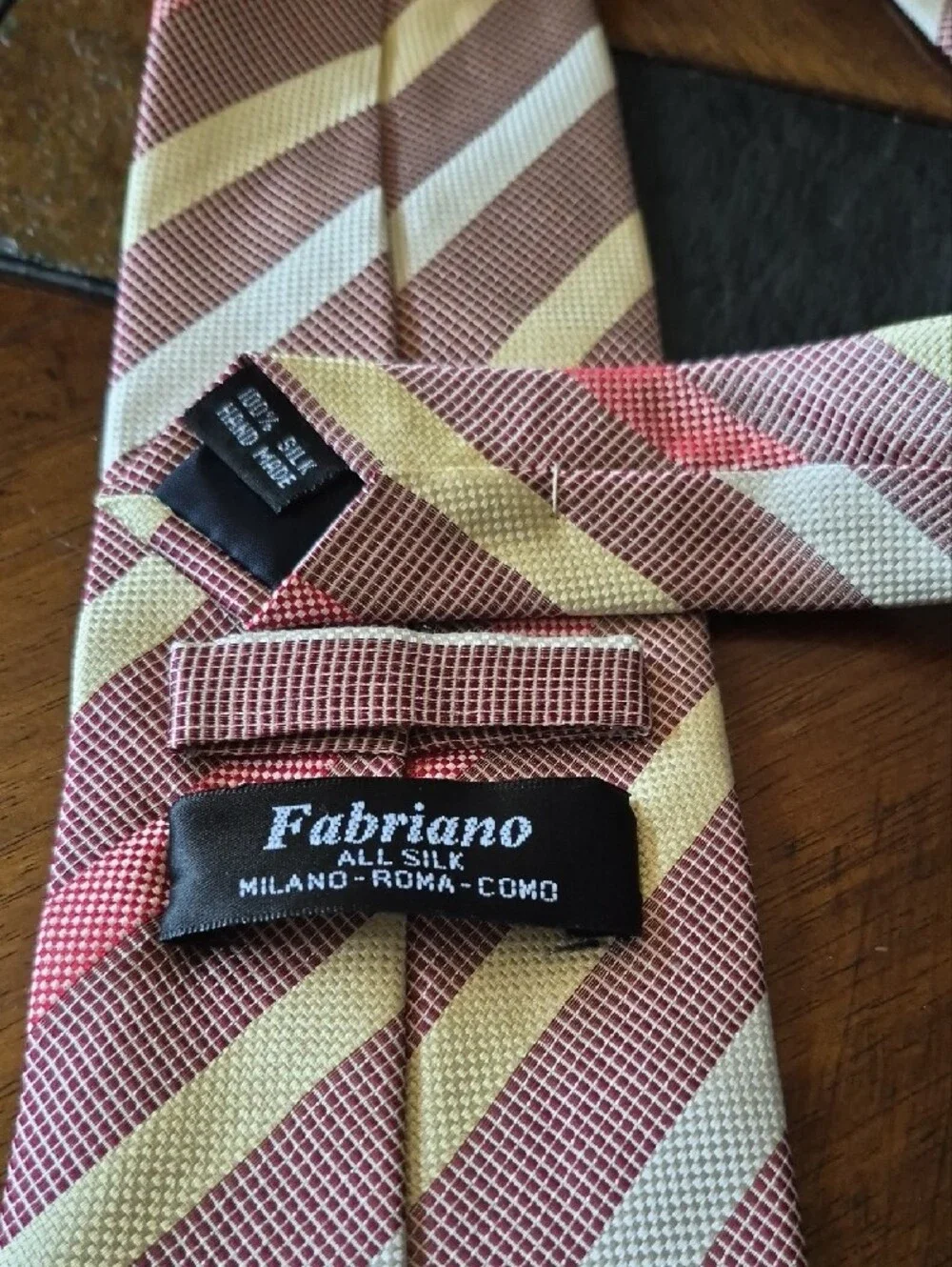 Men’s Pink and Cream Striped Tie – Classic Diagonal Design